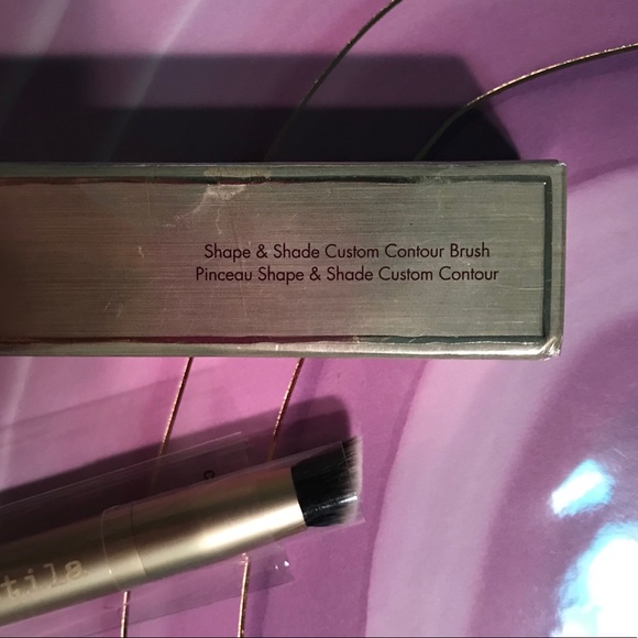 New Stila Shape And Shade Custom Contour Brush - Picture 3 of 4